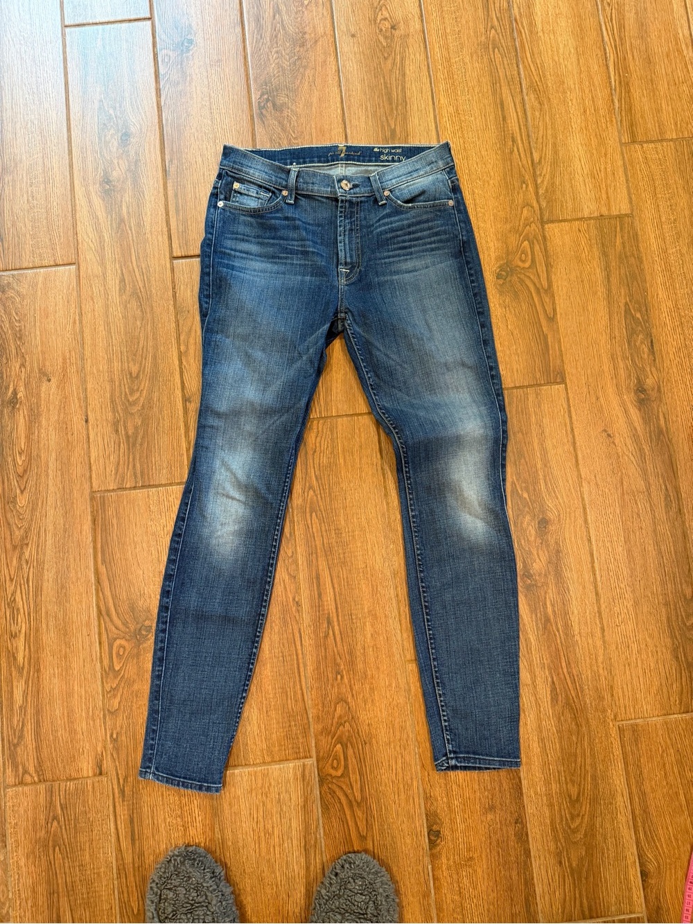 7 For All Mankind Women's Skinny Jeans in Dark Blue Wash 30
